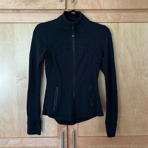 Lululemon jacket black size XS